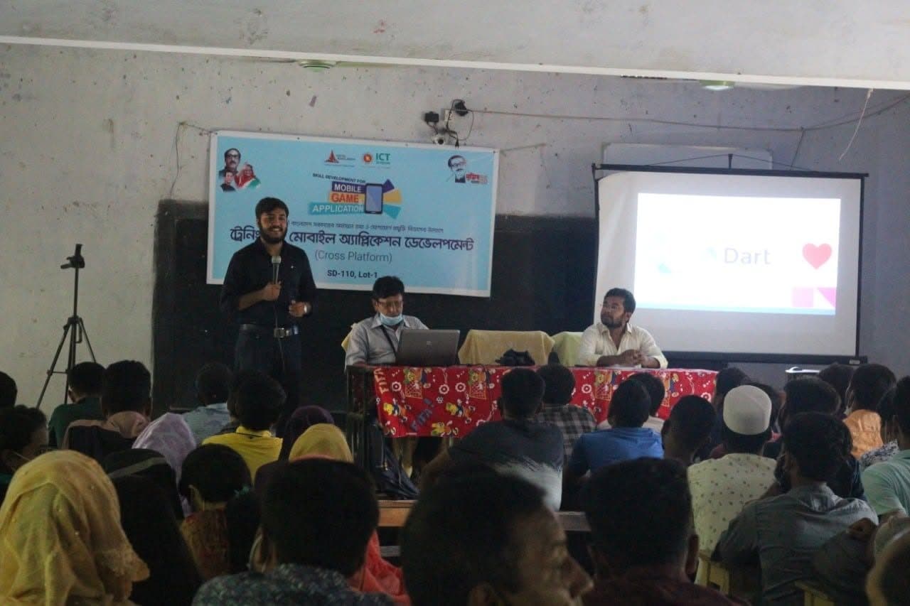 Teaching the government mobile-development course